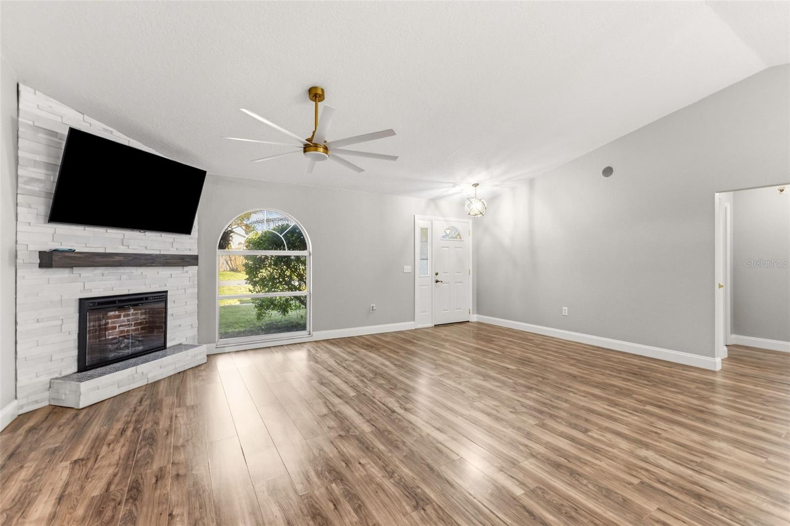 SCOTT LAKE VILLAGE - Residential