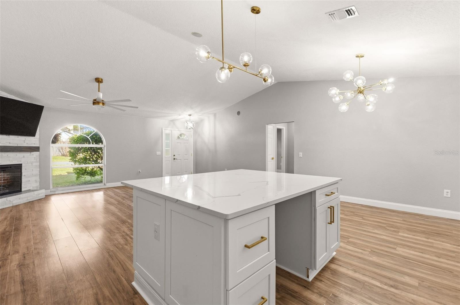 SCOTT LAKE VILLAGE - Residential