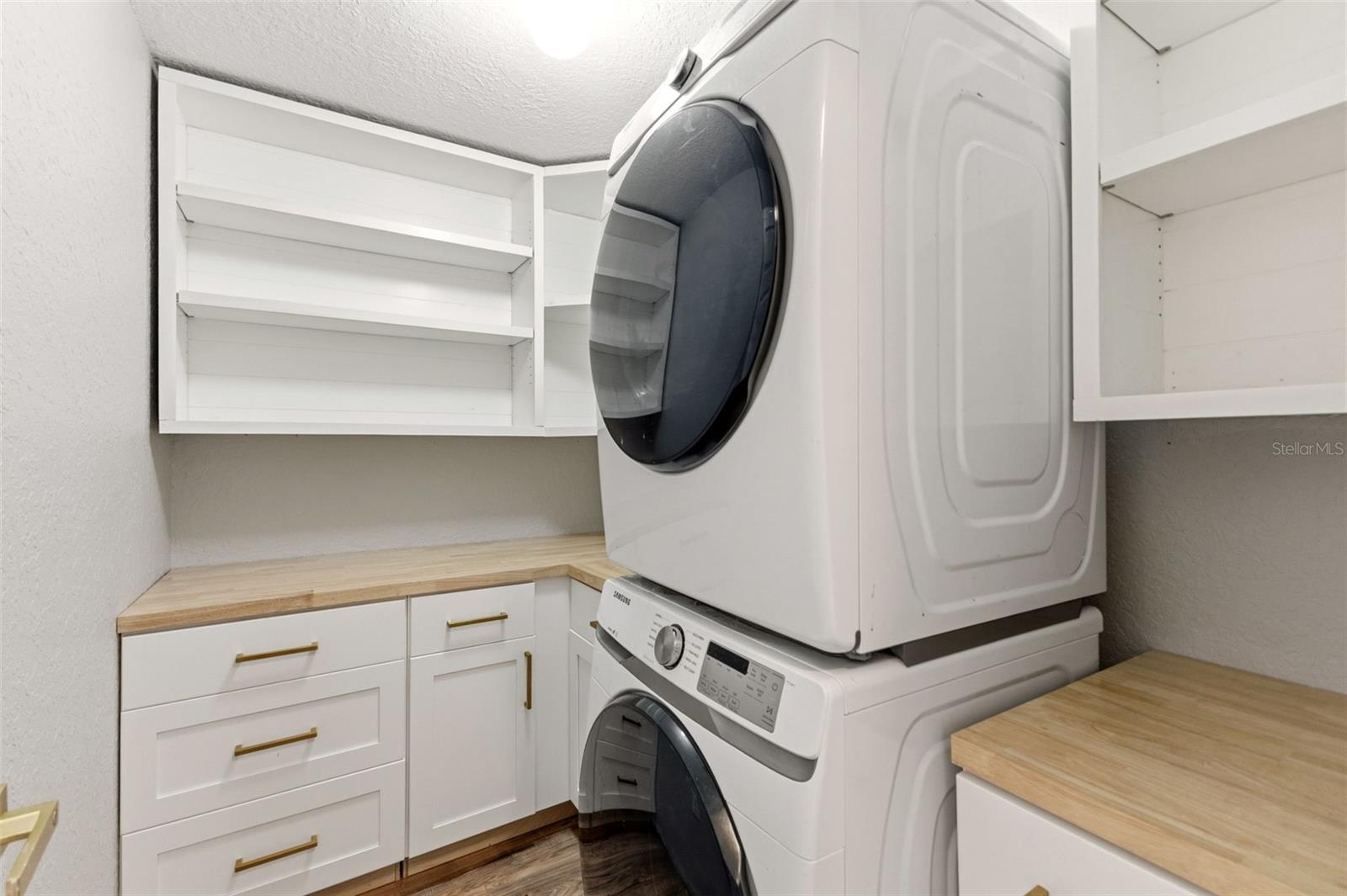 SCOTT LAKE VILLAGE - Residential