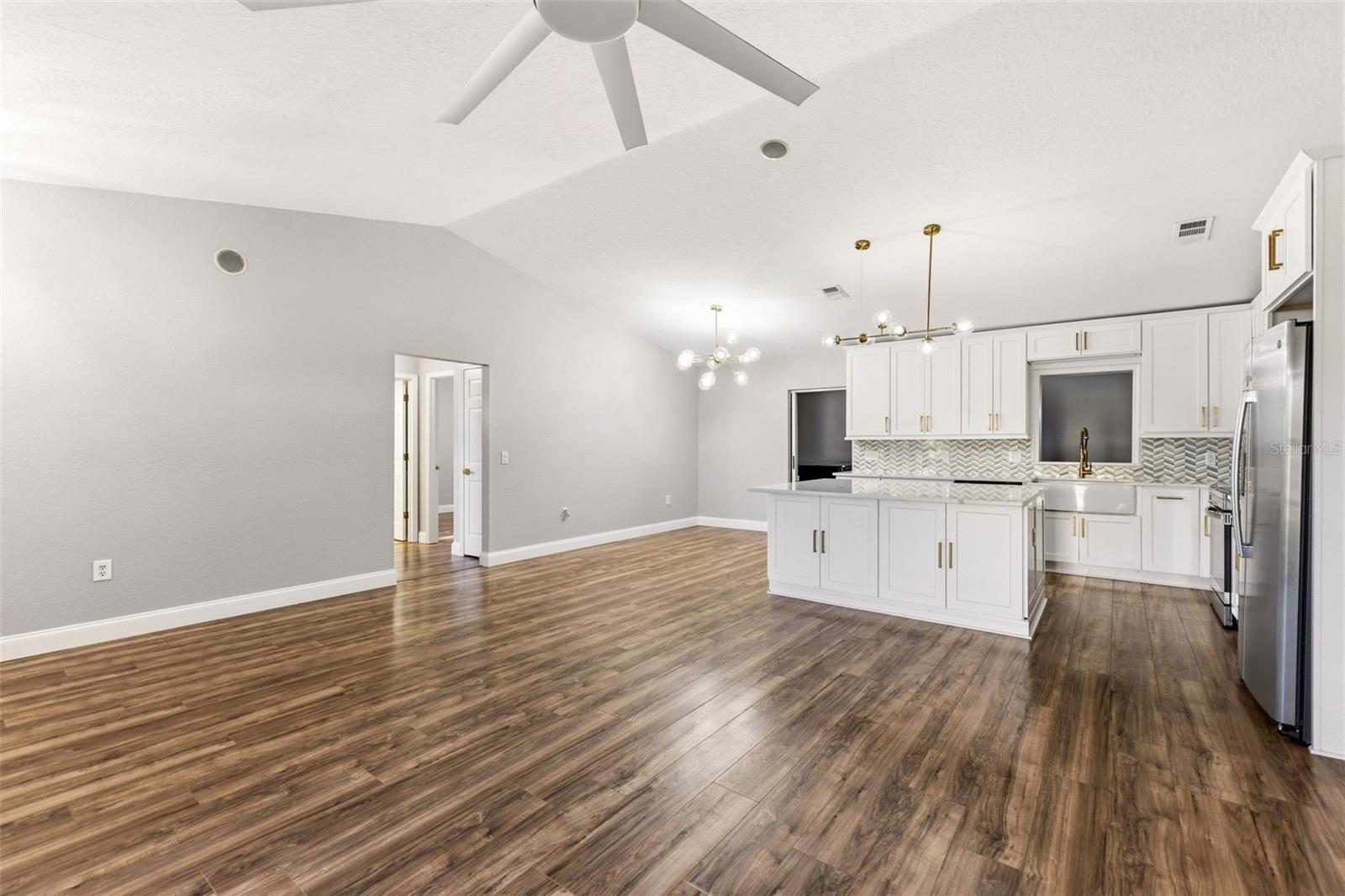 SCOTT LAKE VILLAGE - Residential