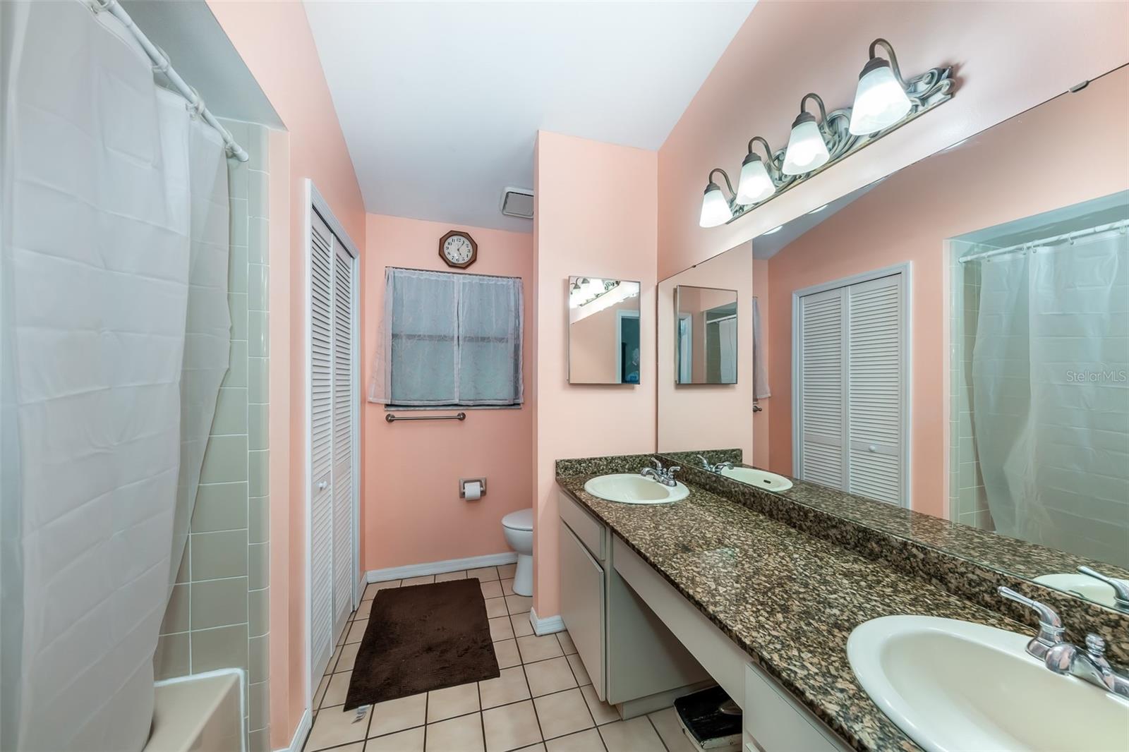 CARDINAL OAKS - Residential