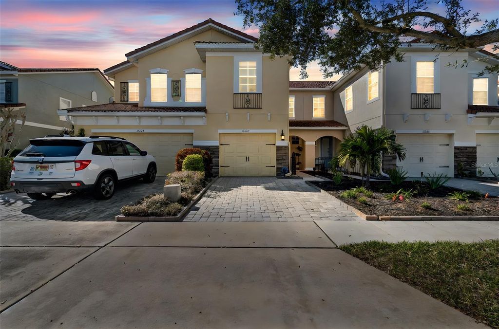 Photo of 10250 Fallsgrove Street, Orlando, FL 32836 (MLS # TB8459800)