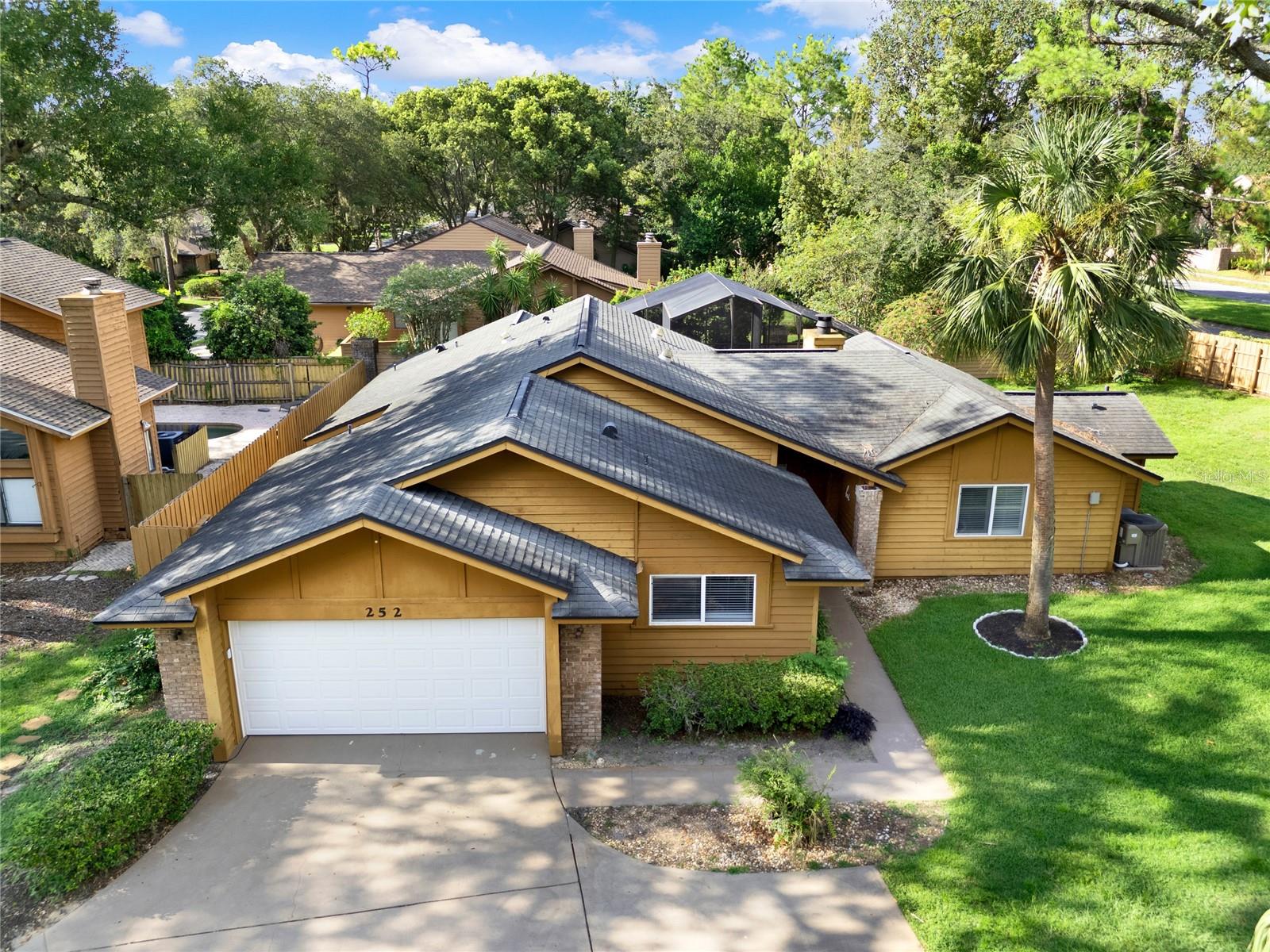 252 HUNTERS POINT TRAIL