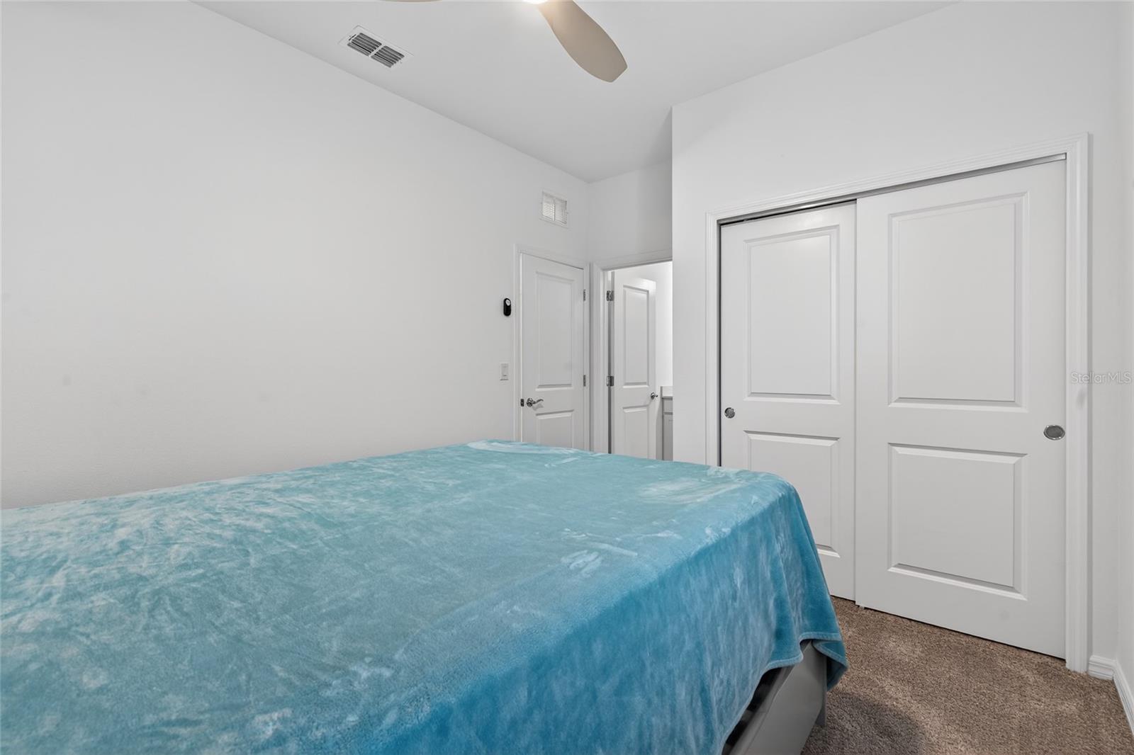 BREAKWATER - Residential