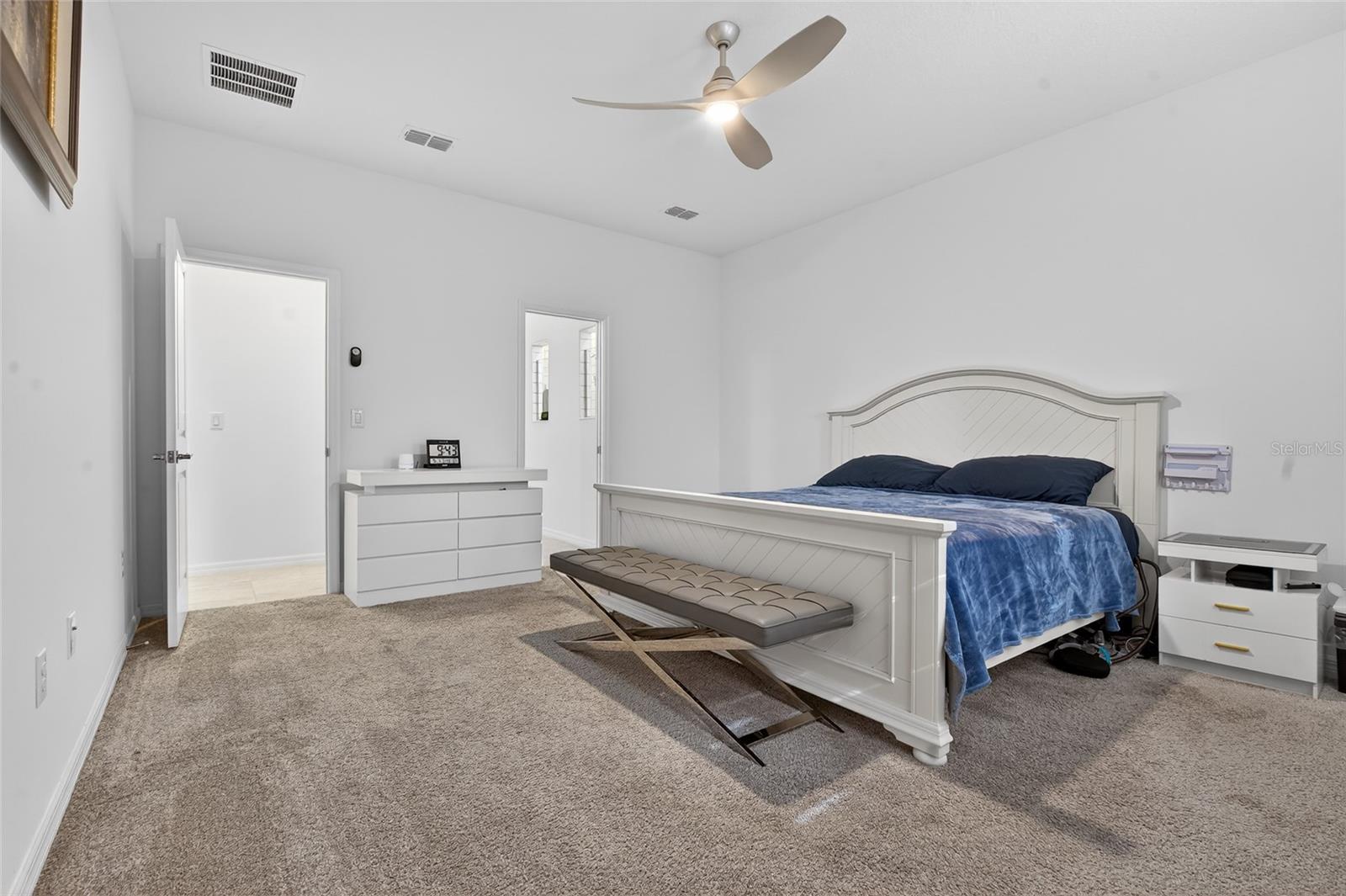 BREAKWATER - Residential