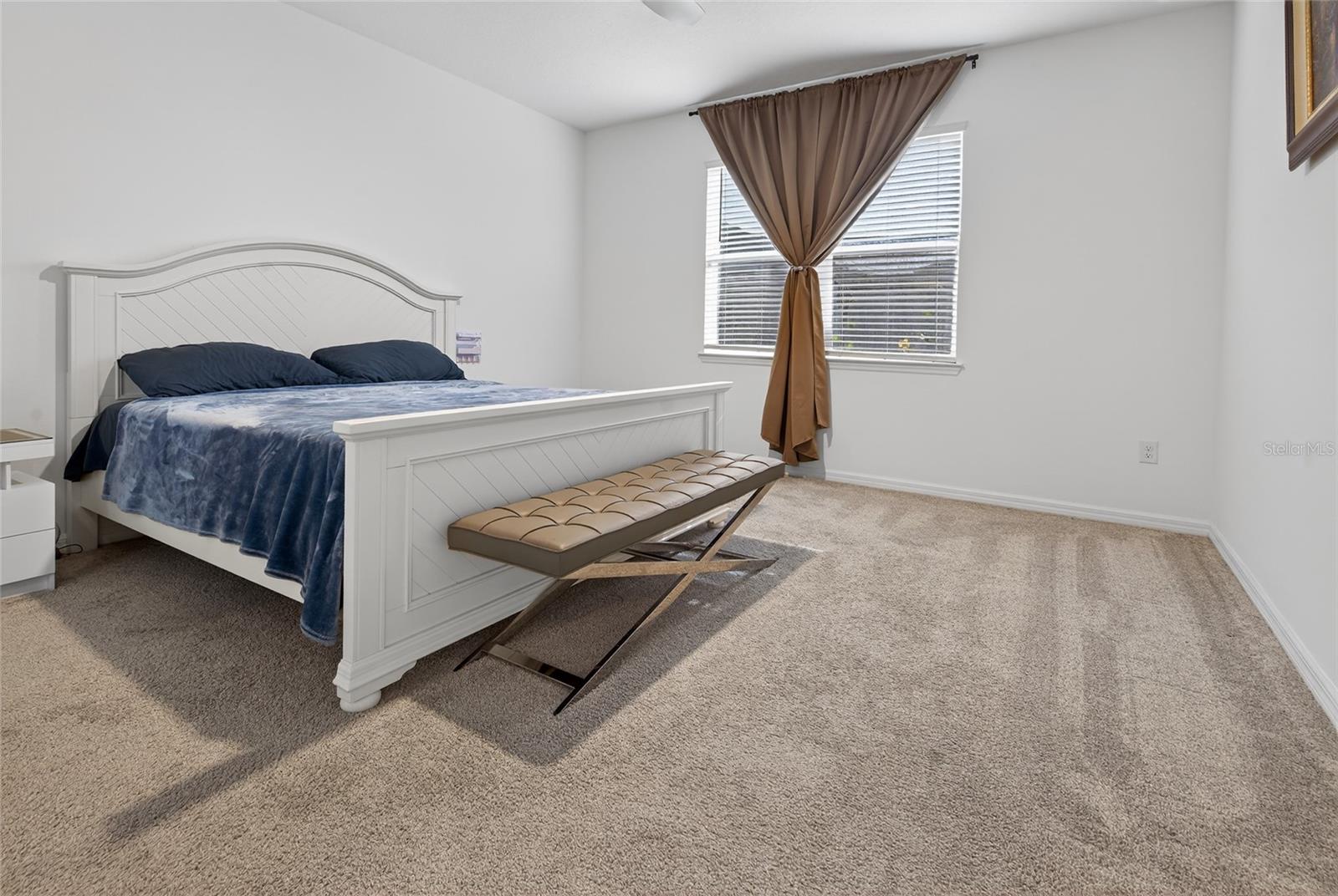 BREAKWATER - Residential