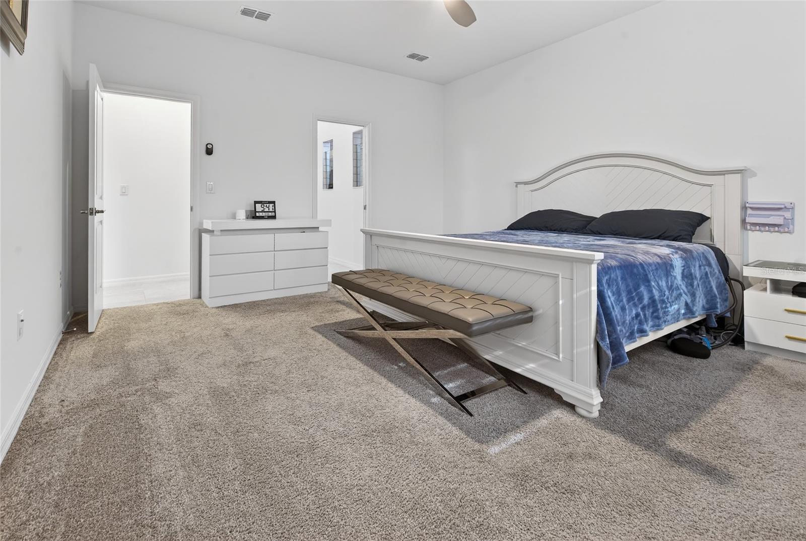 BREAKWATER - Residential