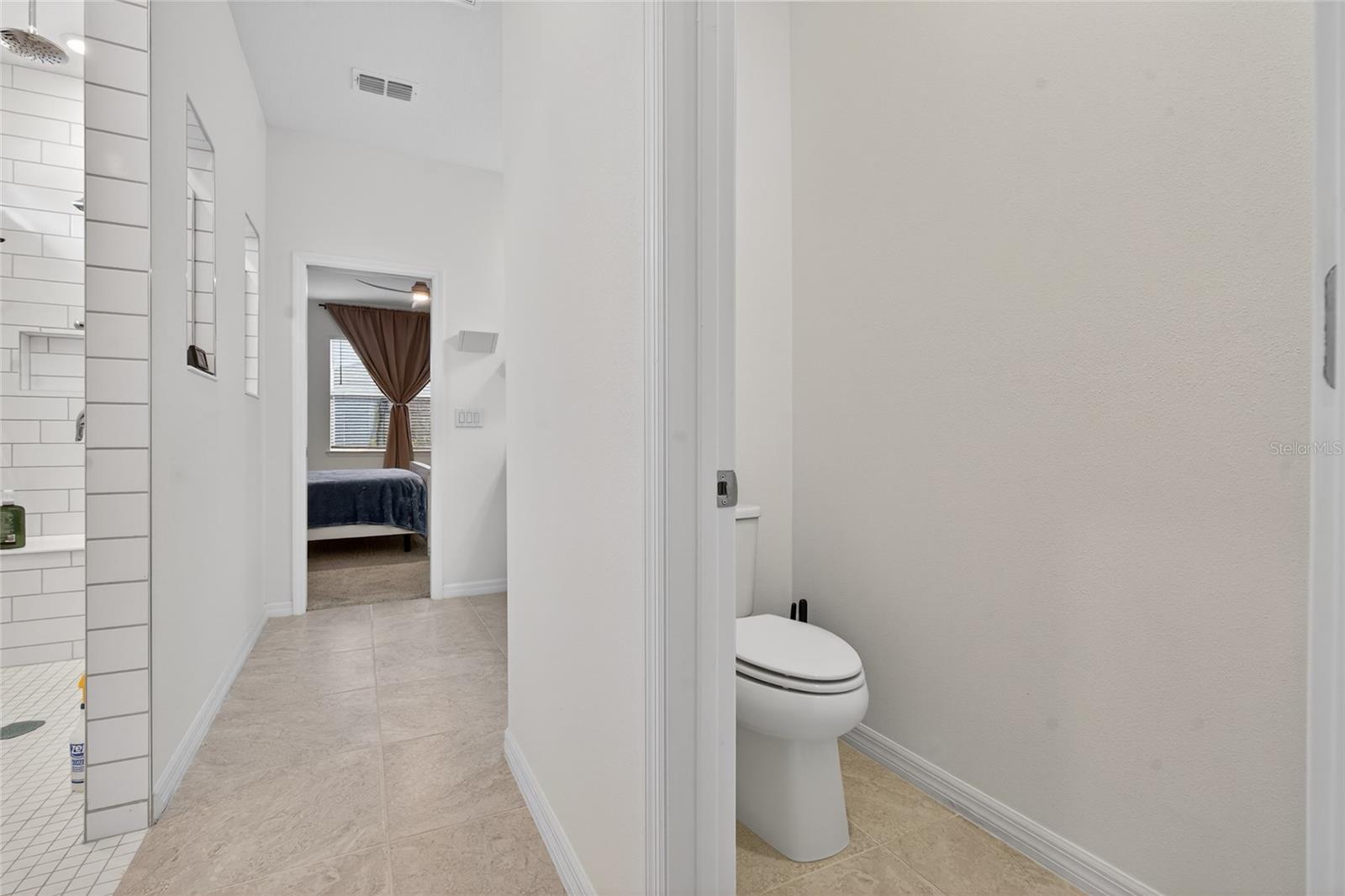 BREAKWATER - Residential