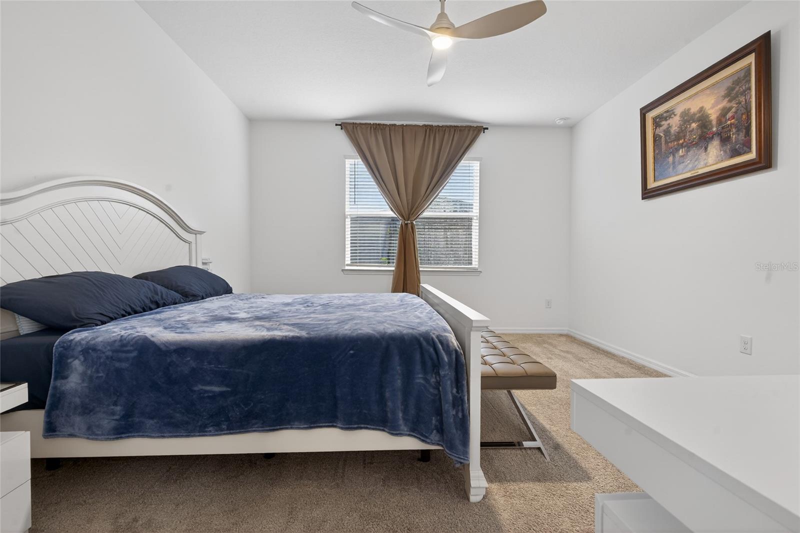 BREAKWATER - Residential