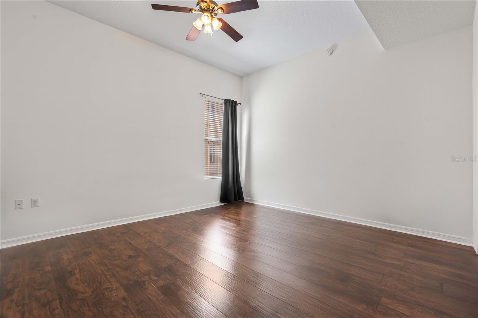WELLS COURT CONDO ASSOC INC - Residential