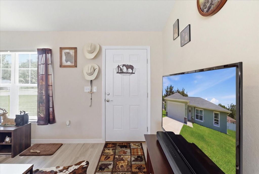 Photo of 13730 SW 102nd Street, Dunnellon, FL 34432 (MLS # TB8530386)