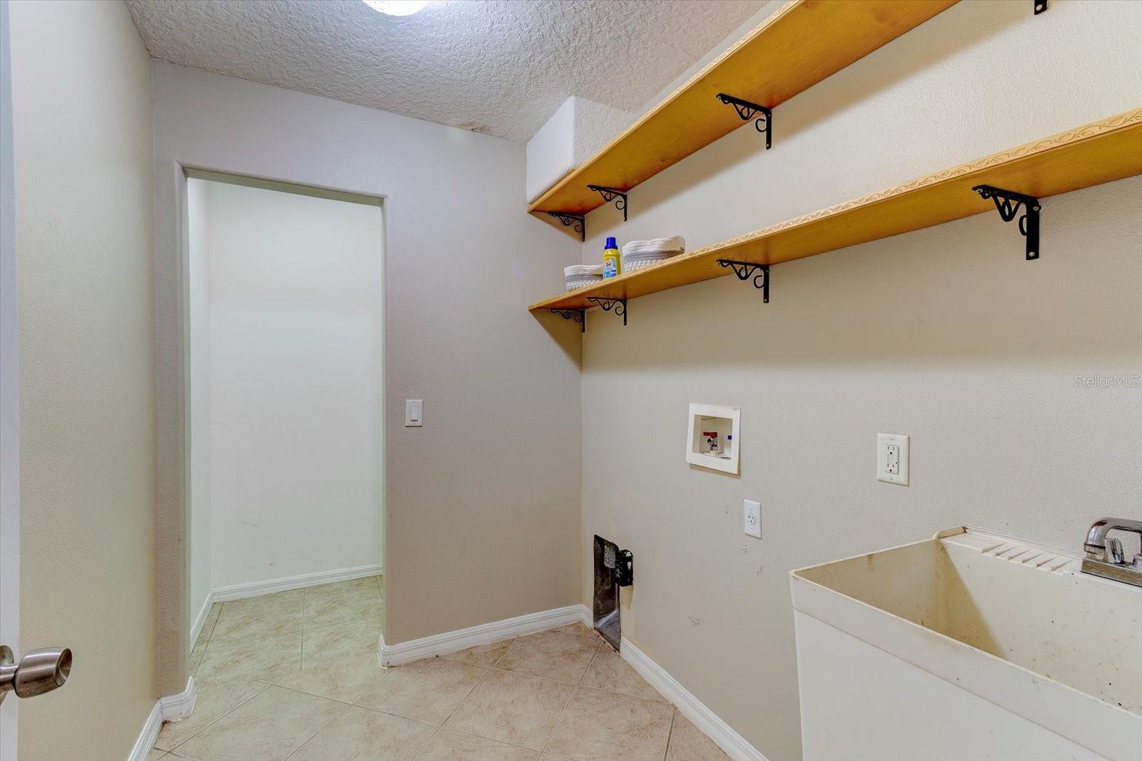 STONEYBROOK - Residential