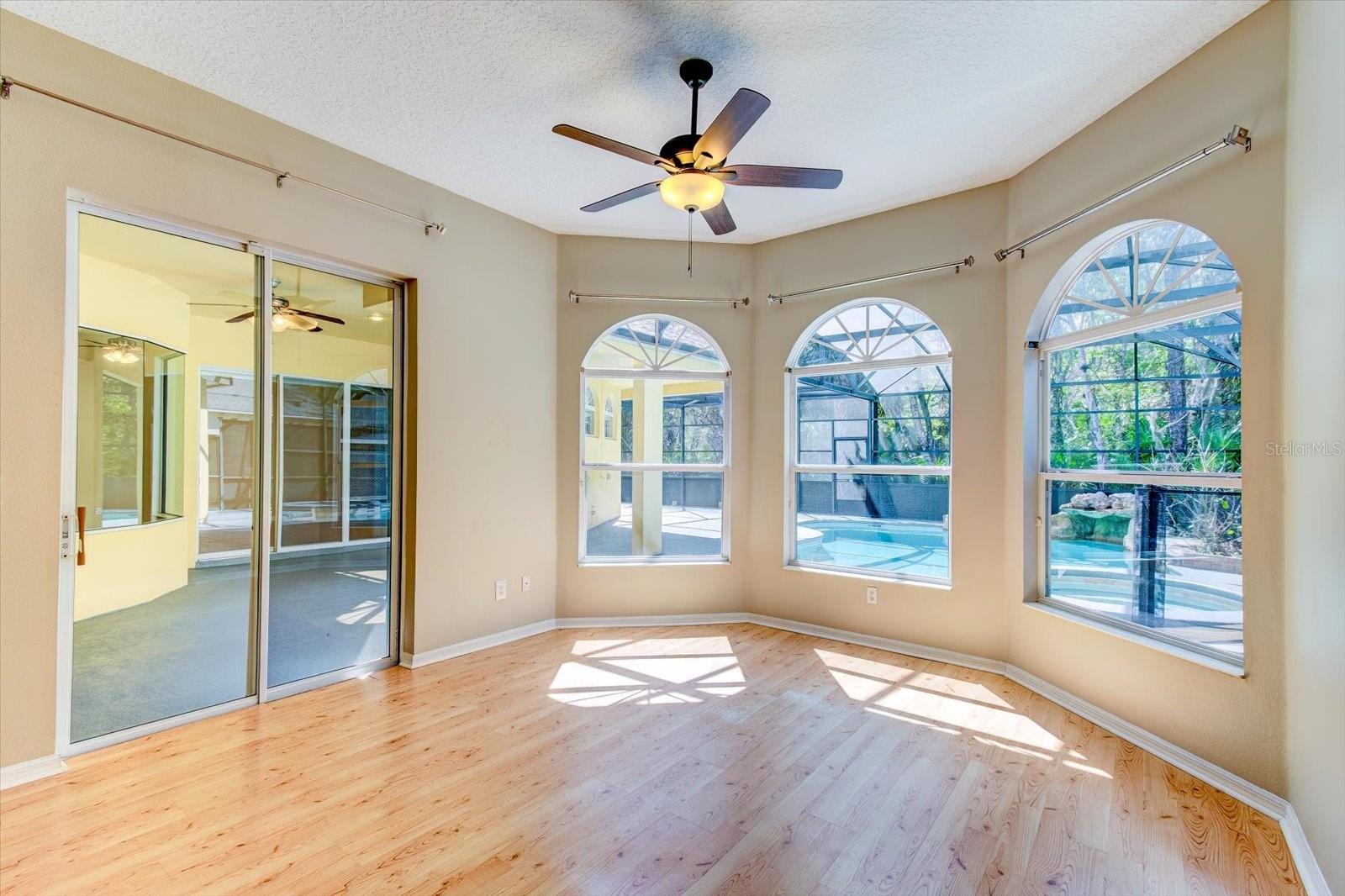 STONEYBROOK - Residential