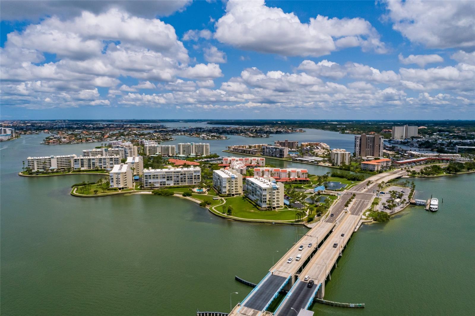 HARBOURSIDE CONDO - Residential