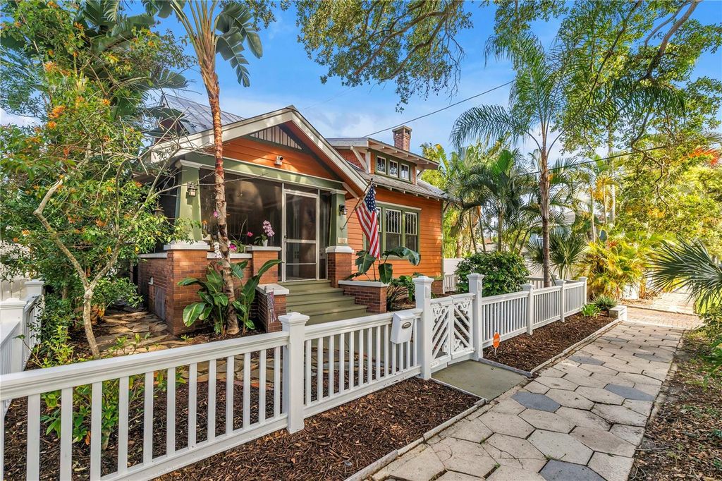 Photo of 1114 3rd Street N, St Petersburg, FL 33701 (MLS # TB8512320)