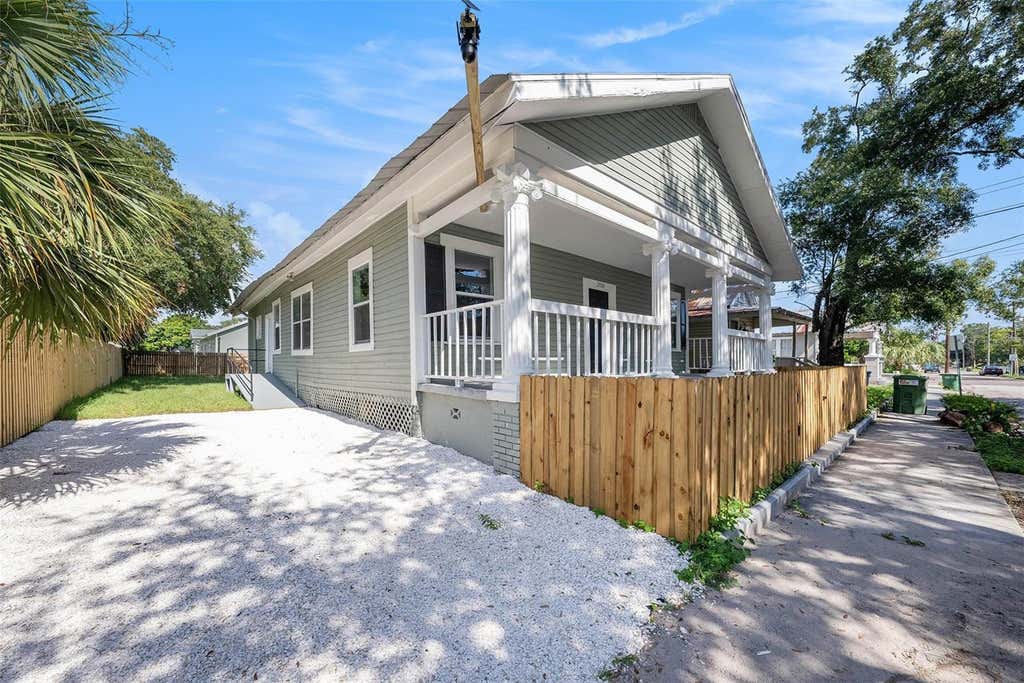 Photo of 2920 N 17th Street, Tampa, FL 33605 (MLS # TB8538879)