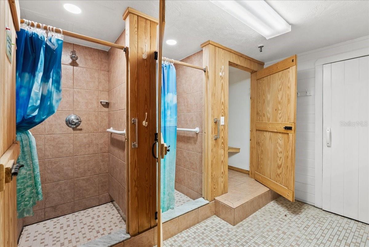 OCEAN VIEW MANOR CONDO - Residential