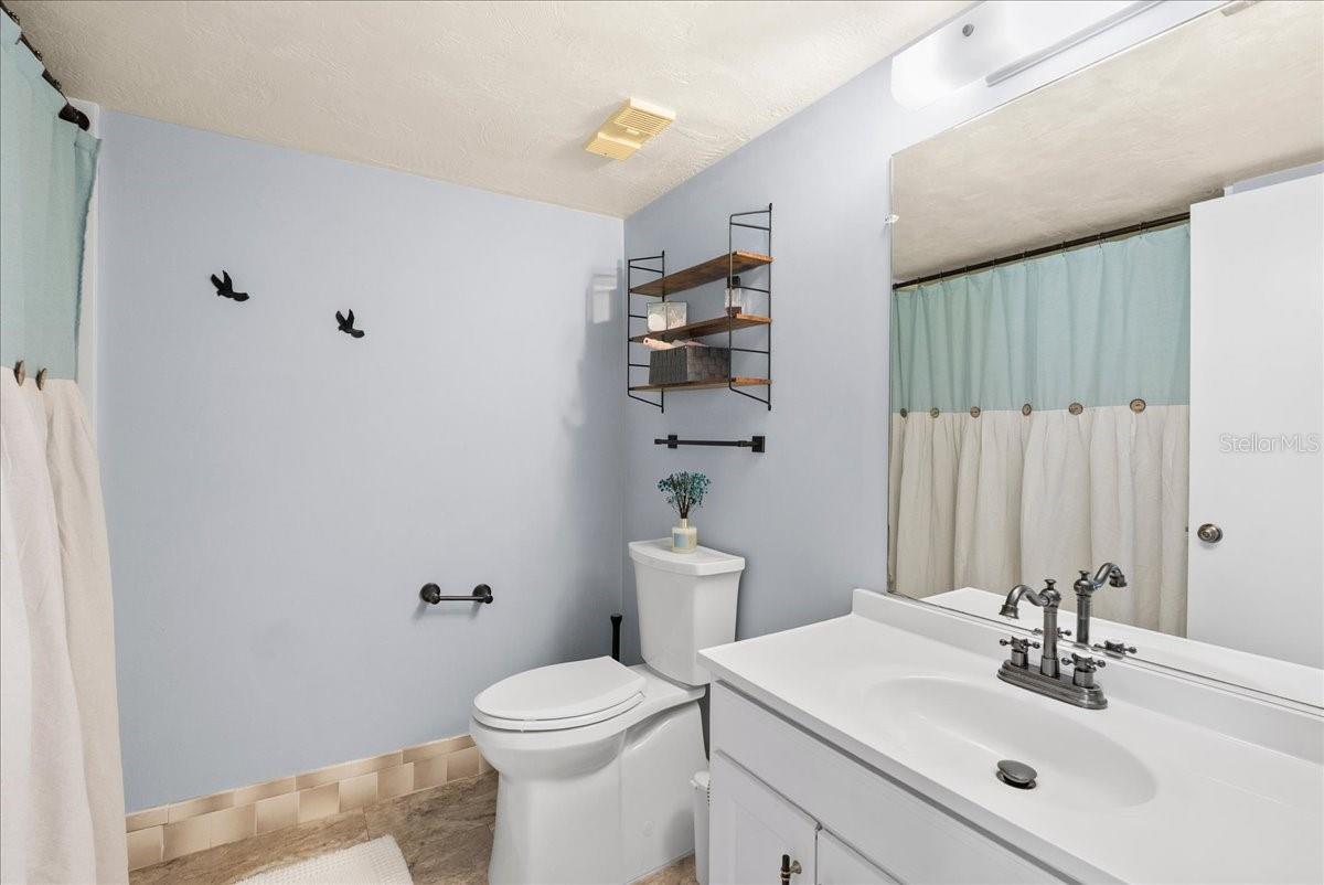 OCEAN VIEW MANOR CONDO - Residential