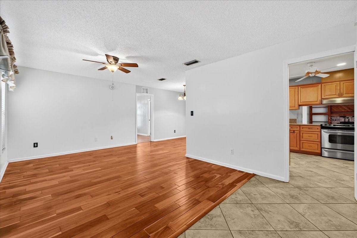 FOUR WINDS ESTATES UNIT 5 - Residential