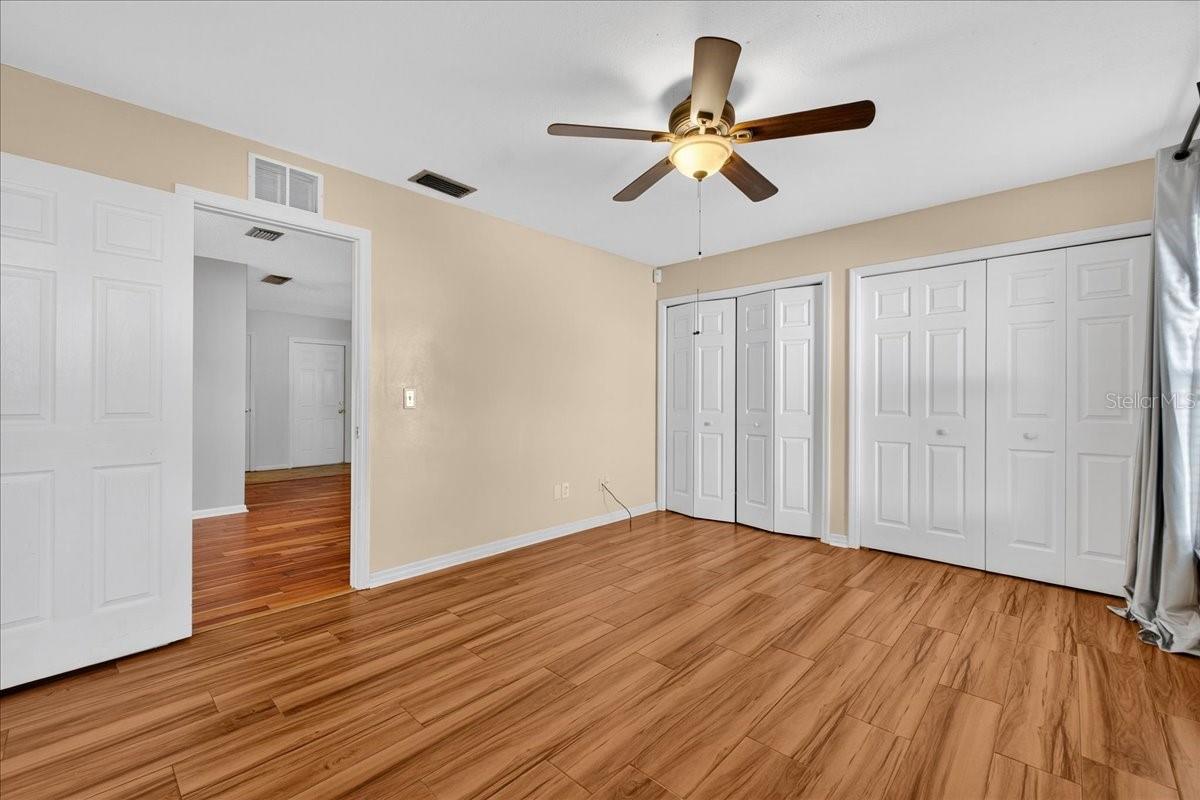 FOUR WINDS ESTATES UNIT 5 - Residential