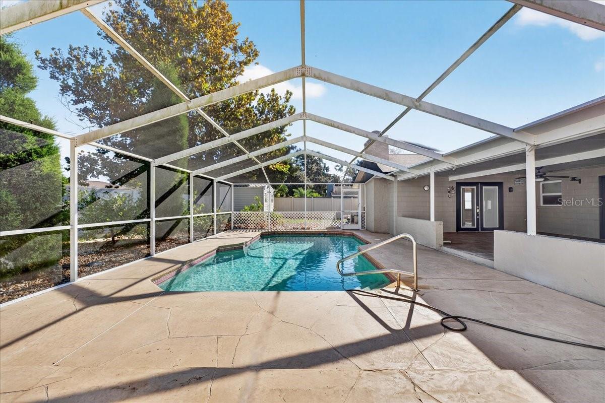 FOUR WINDS ESTATES UNIT 5 - Residential