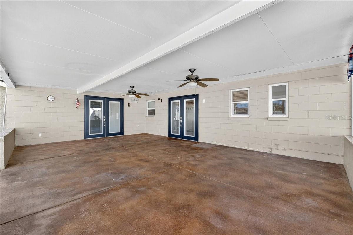 FOUR WINDS ESTATES UNIT 5 - Residential