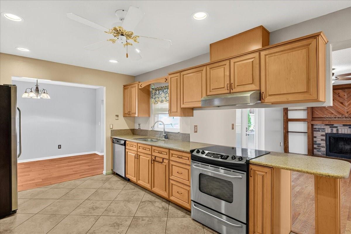 FOUR WINDS ESTATES UNIT 5 - Residential