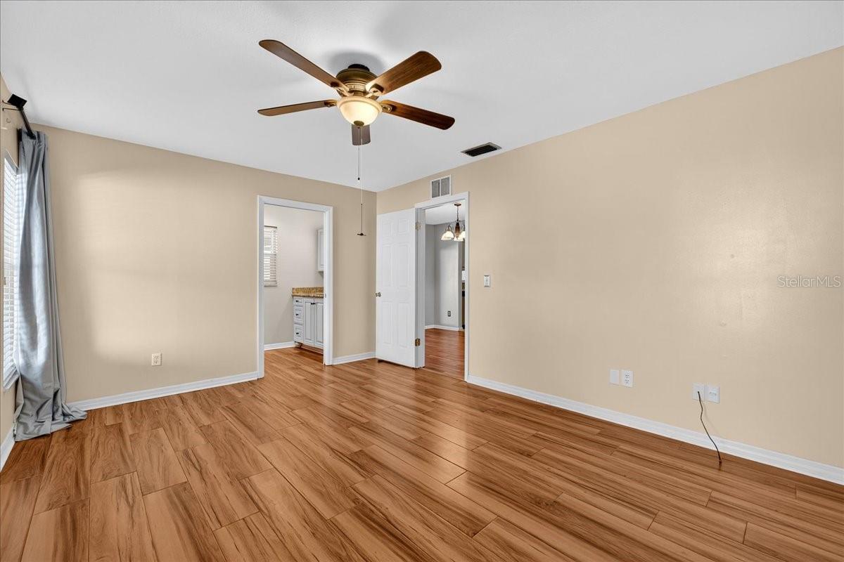 FOUR WINDS ESTATES UNIT 5 - Residential