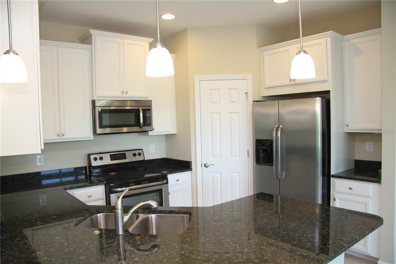 BAY STREET VILLAGE - Residential Lease