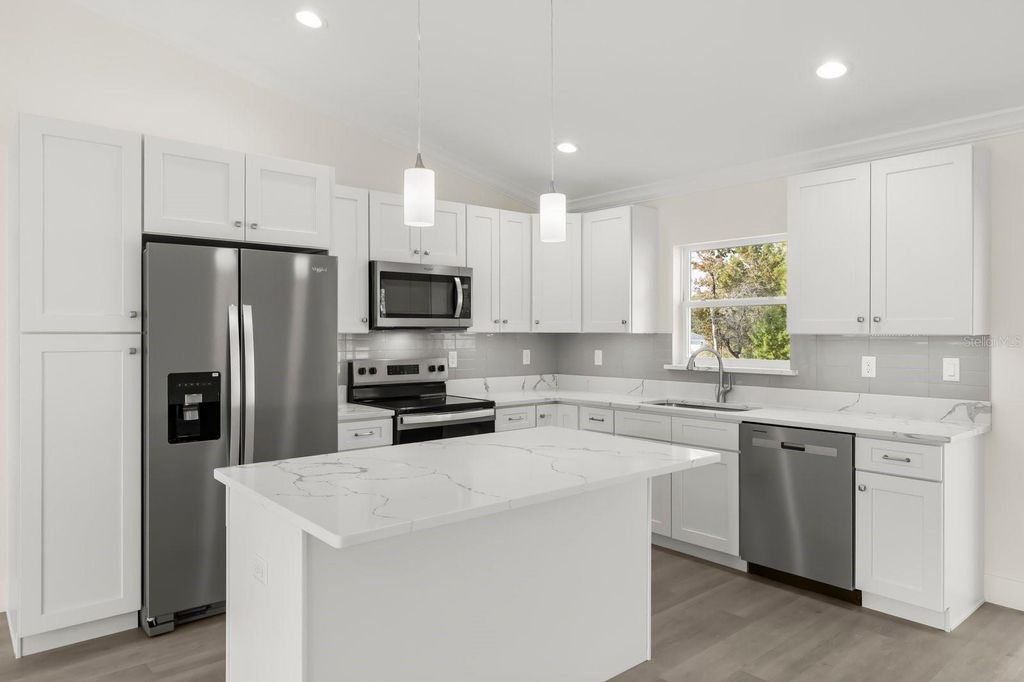 Photo of 32 Fisher Lane Way, Ocklawaha, FL 32179 (MLS # G5102506)