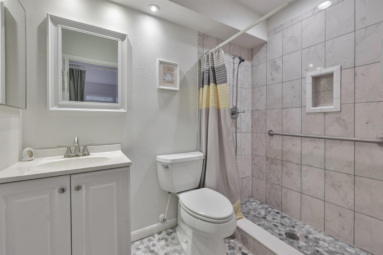 ANDOVER B CONDO - Residential