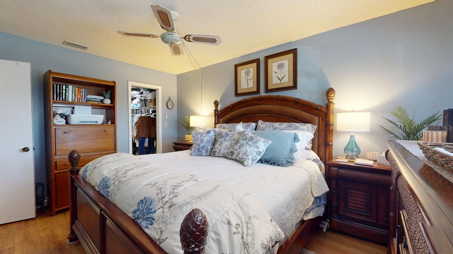 LONG BAYOU - Residential