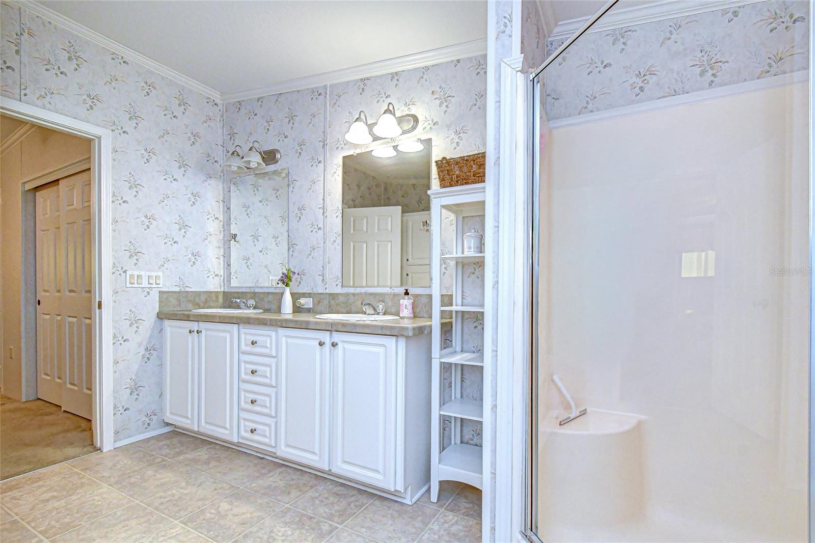 TIPPECANOE VILLAGE - Residential