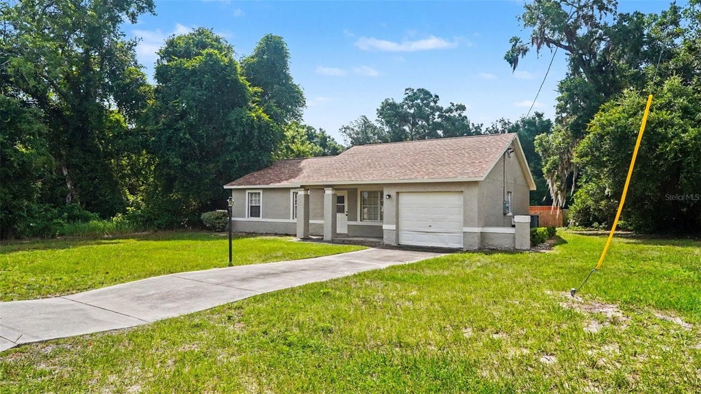Photo of 206 Oak Circle, Ocala, FL 34472 (MLS # TB8518936)