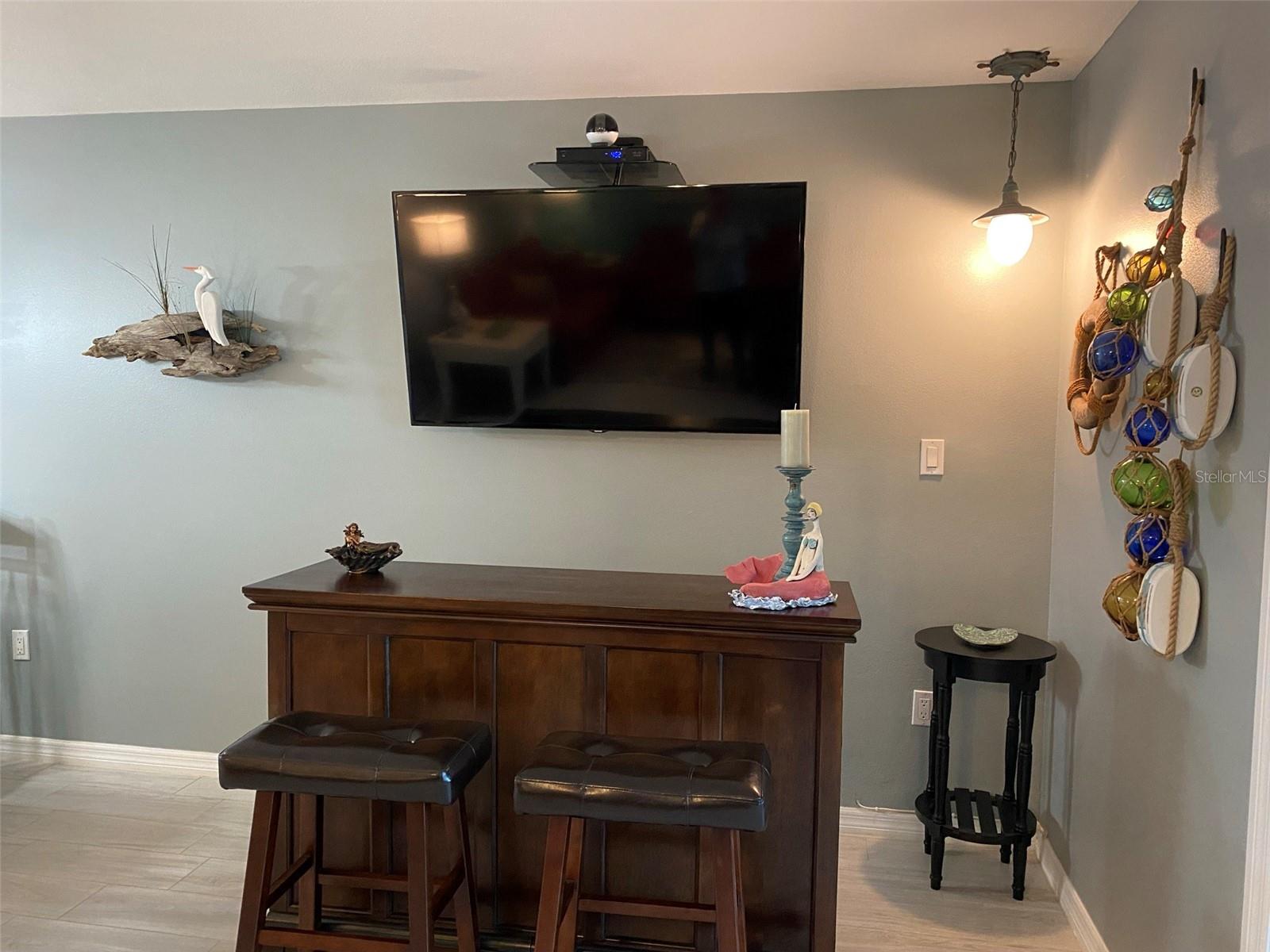 REGENCY WEST APTS CONDO - Residential Lease