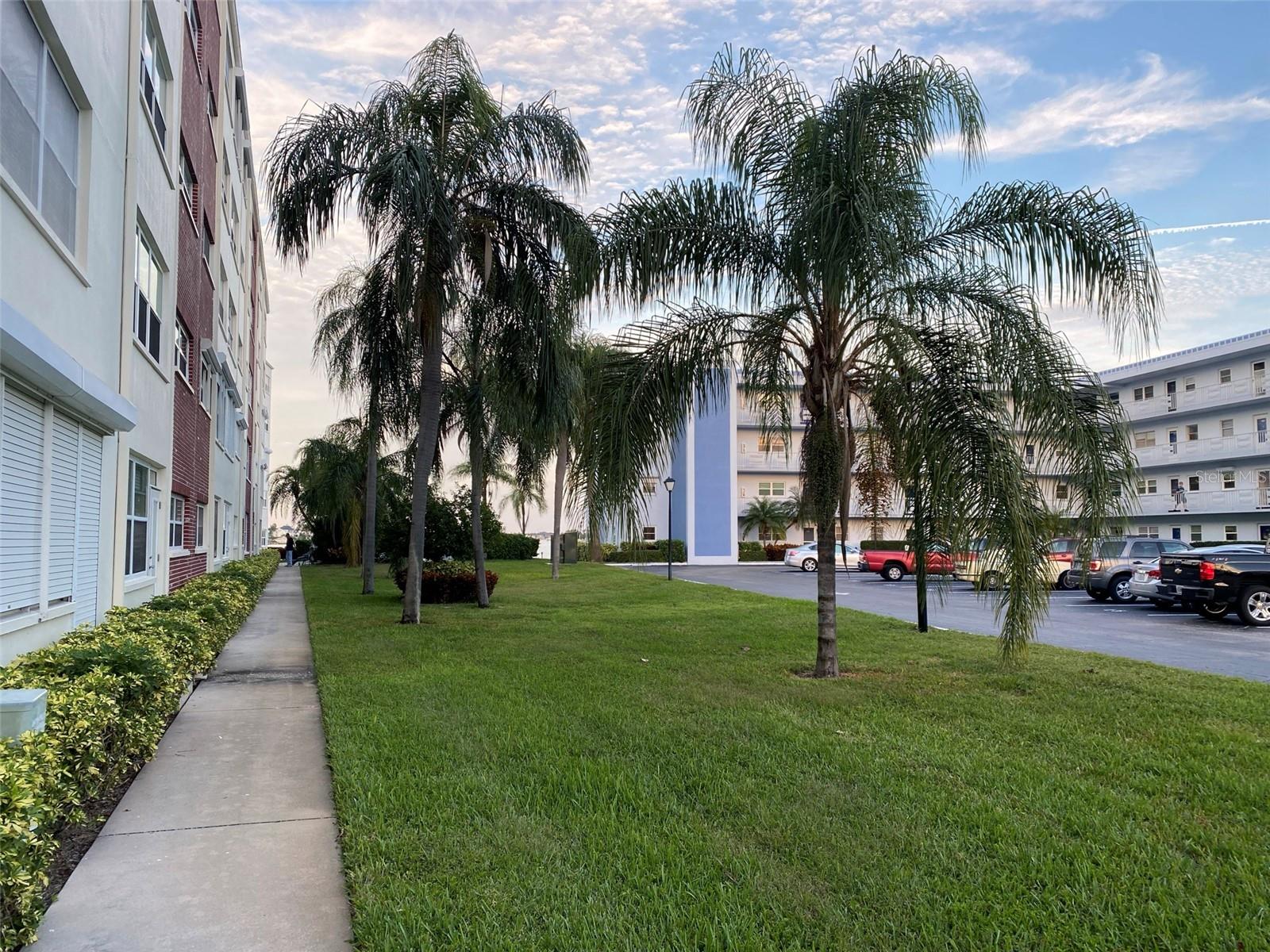 REGENCY WEST APTS CONDO - Residential Lease