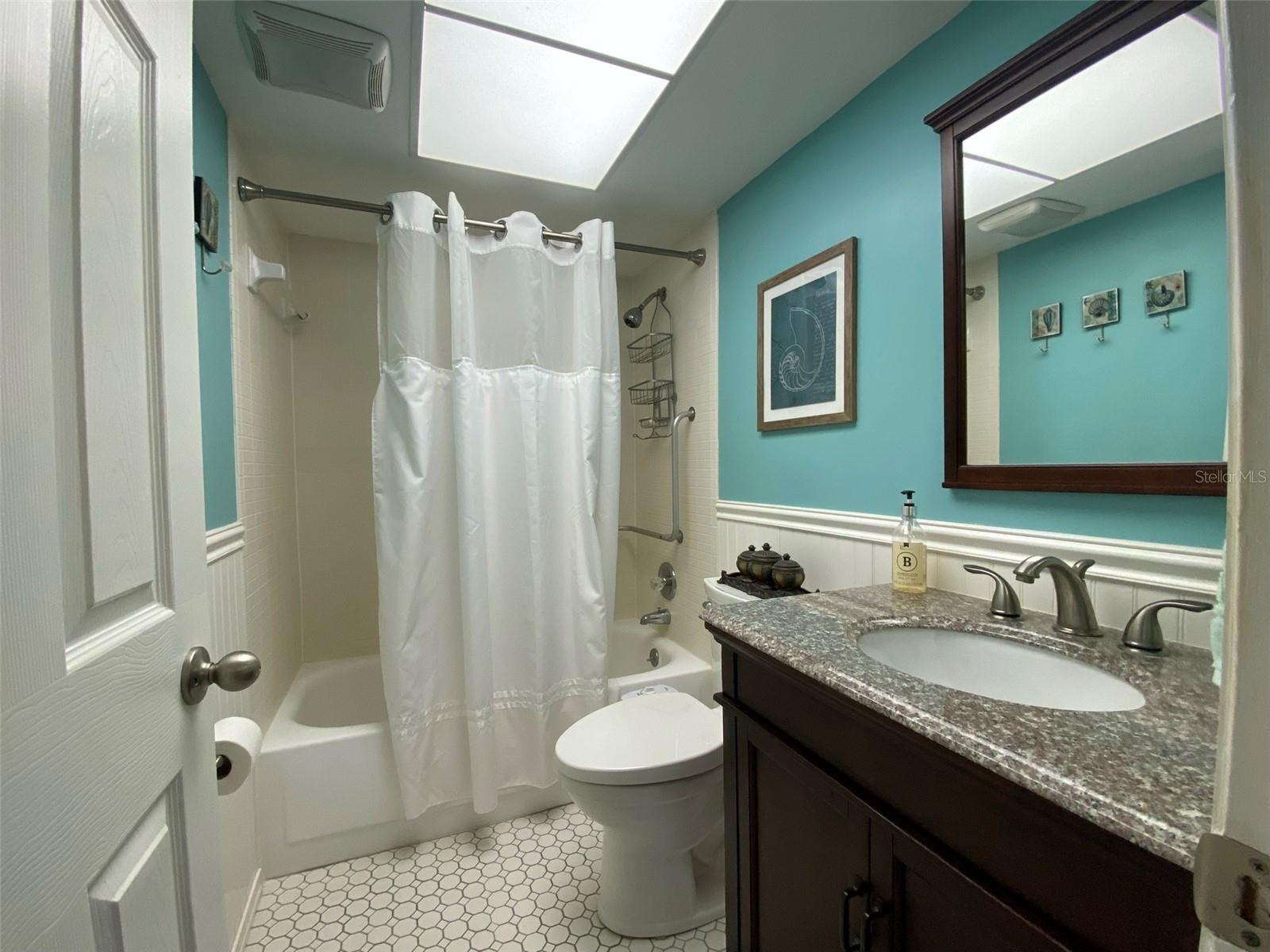 REGENCY WEST APTS CONDO - Residential Lease