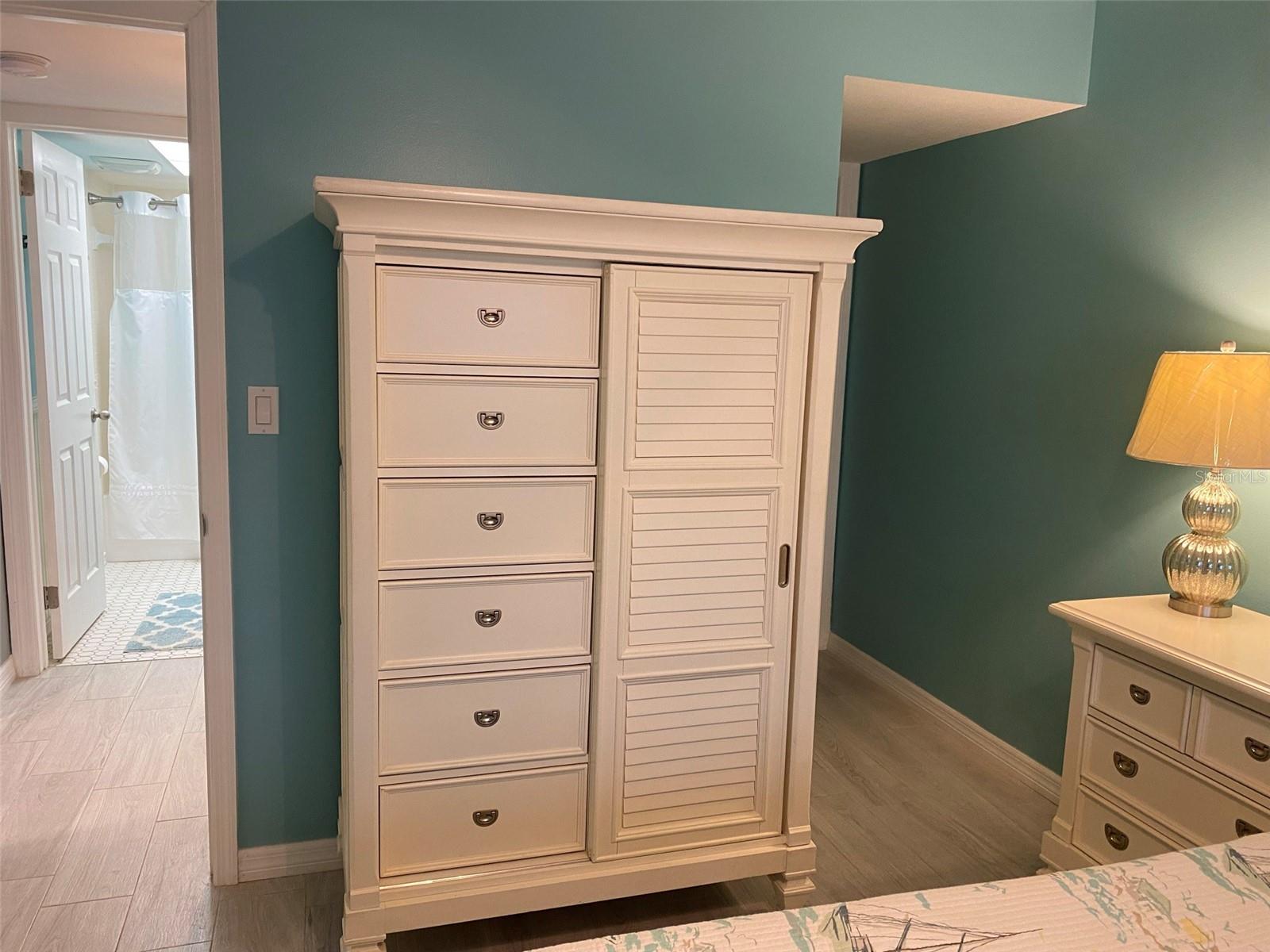 REGENCY WEST APTS CONDO - Residential Lease