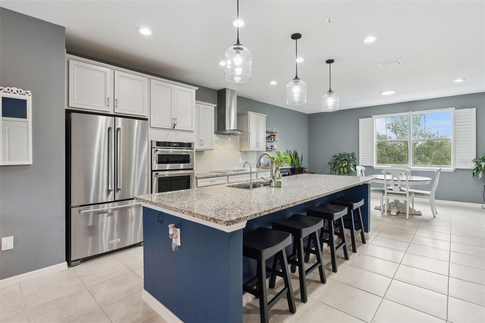 476 PORTICO COURT