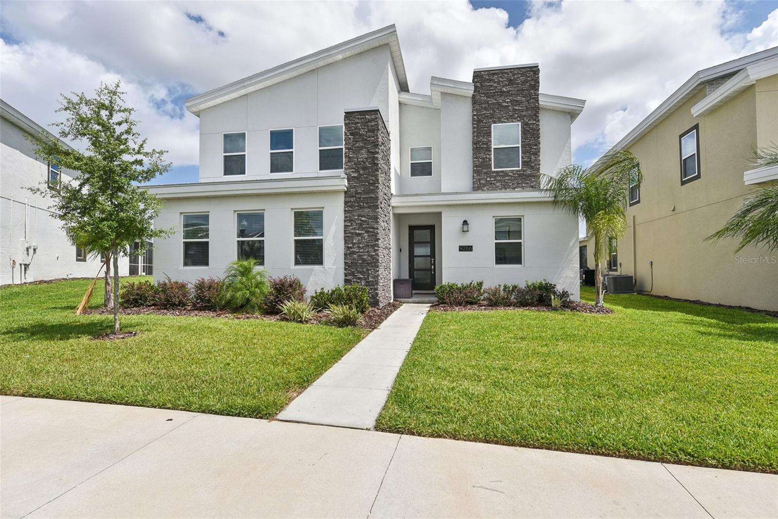 9266 SOMMERSET HILLS DRIVE
