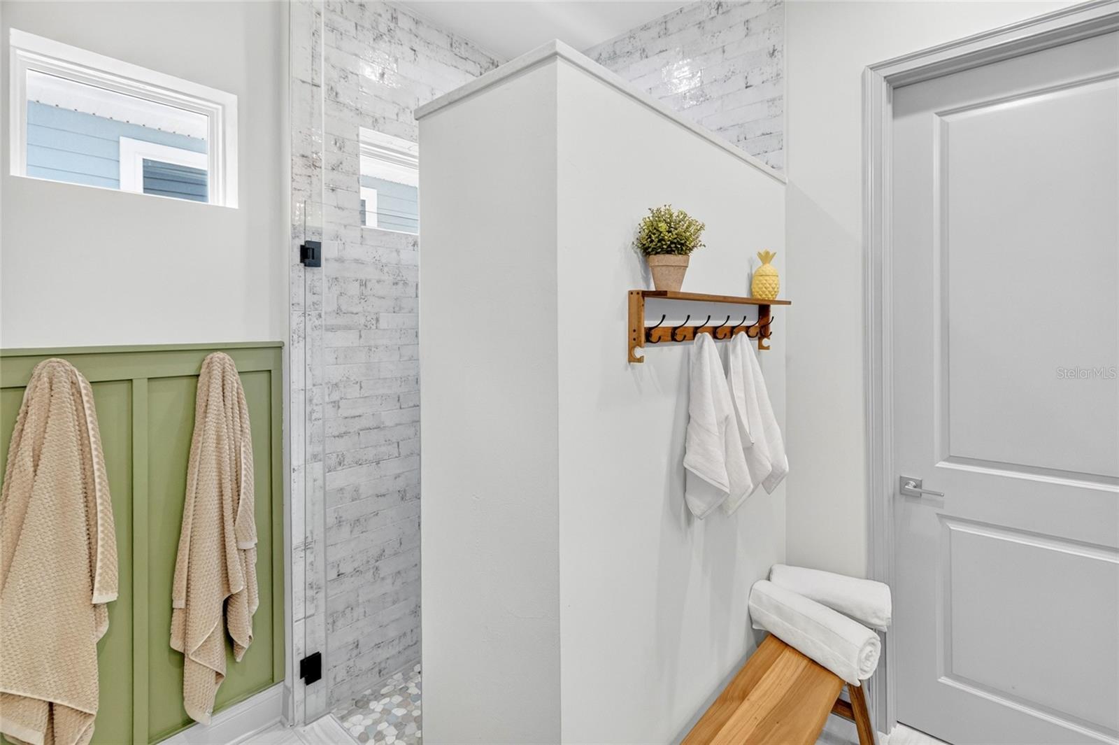 OAKMONT - Residential