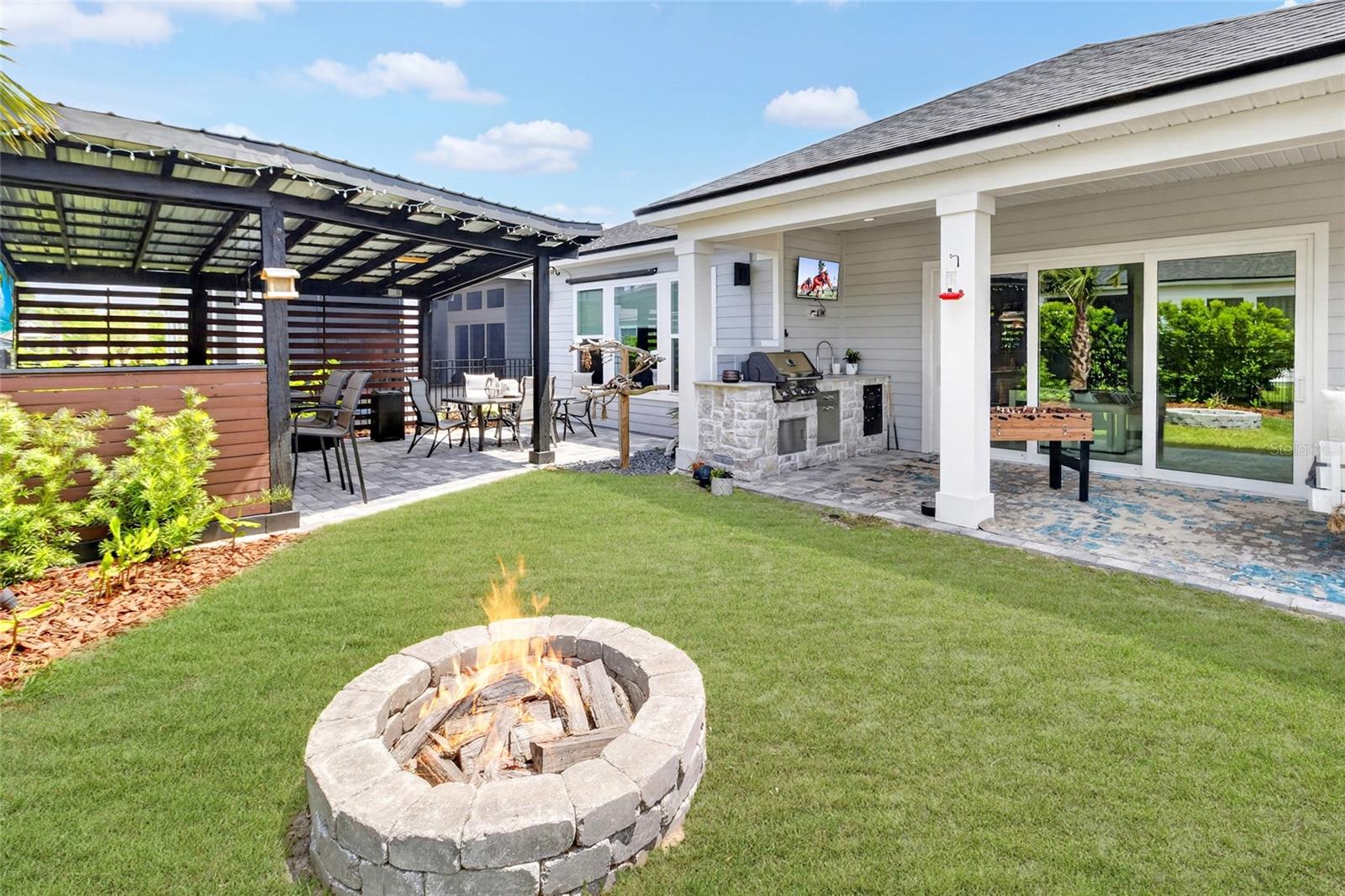 OAKMONT - Residential