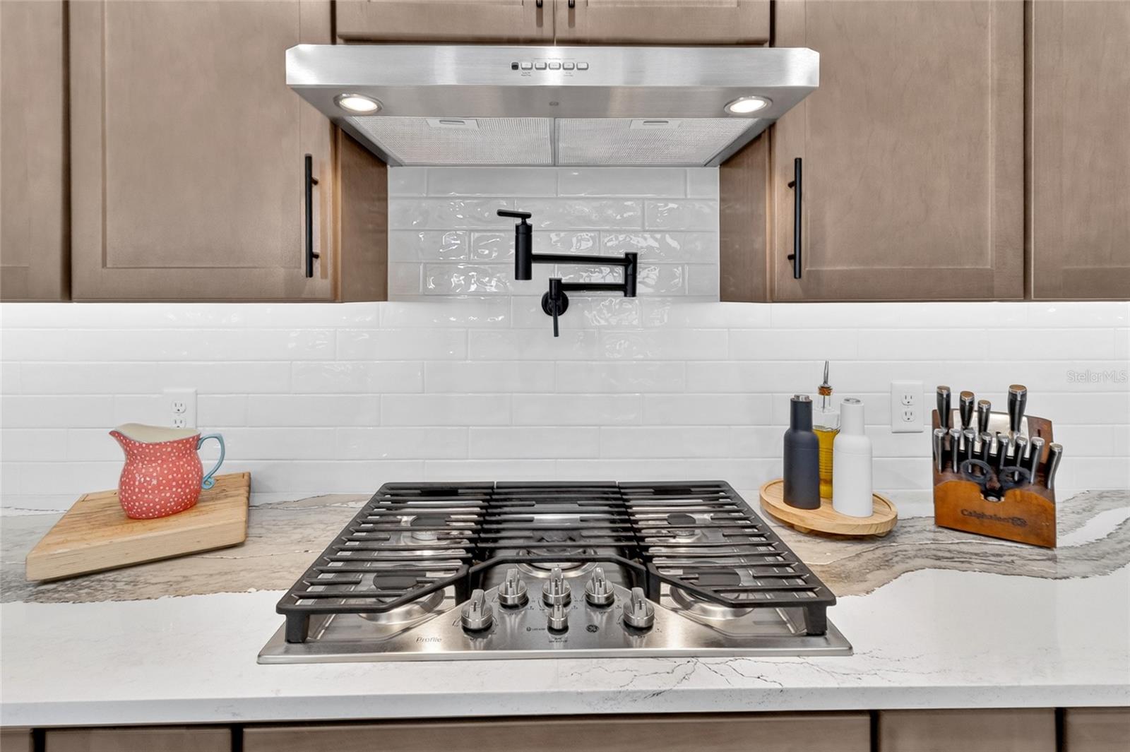 OAKMONT - Residential