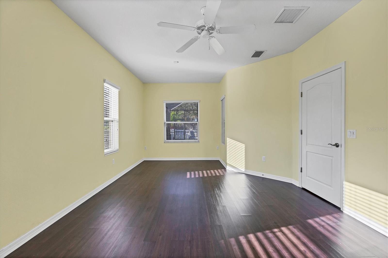 MAGNOLIA POINT - Residential