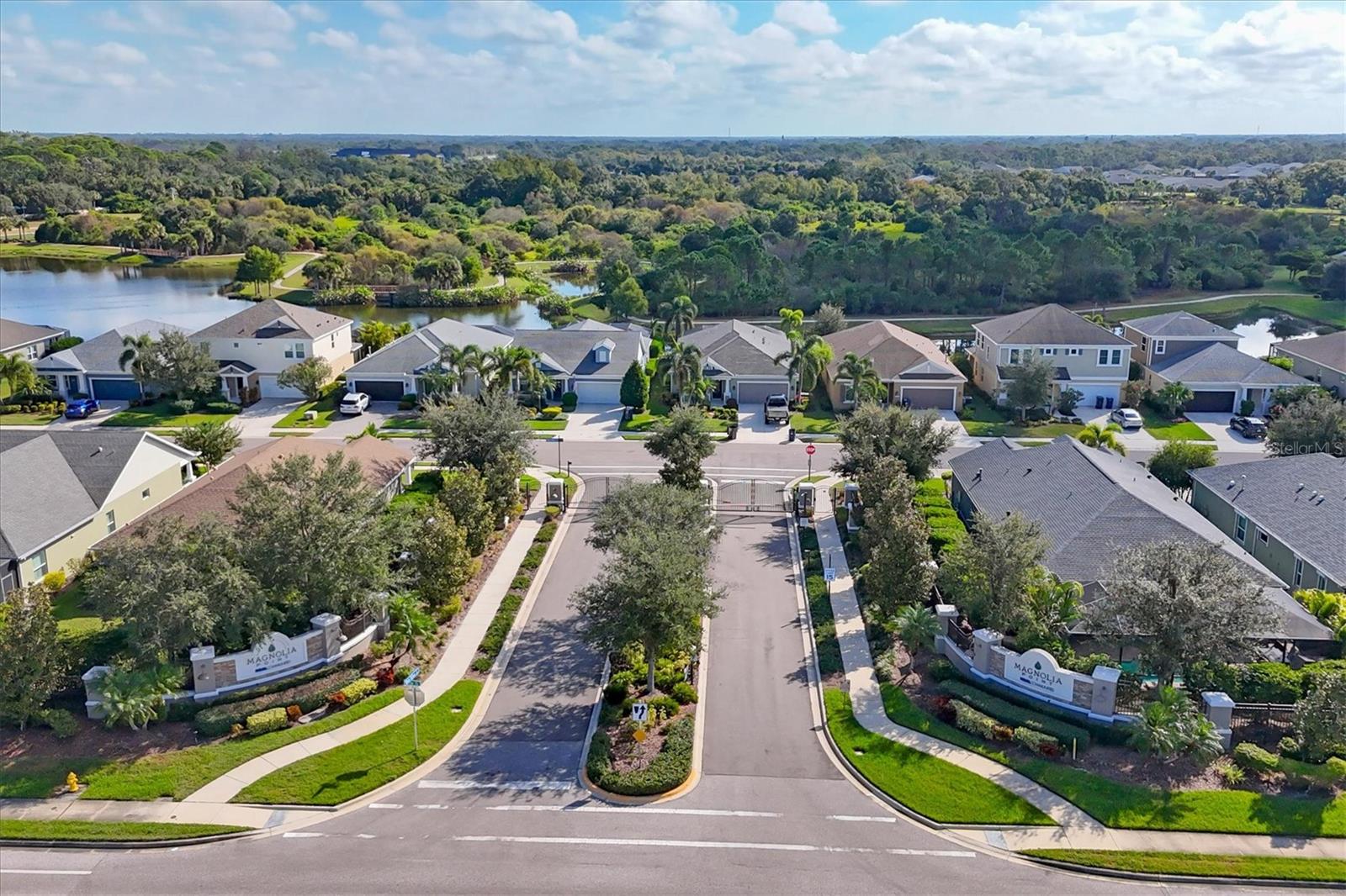 MAGNOLIA POINT - Residential