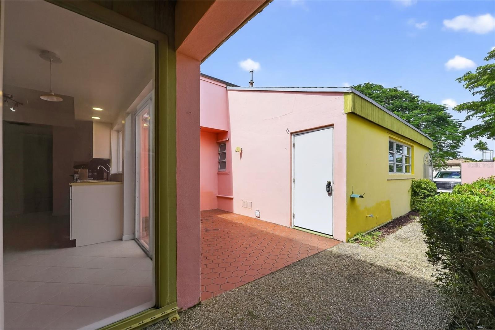 CORAL HIGHLANDS - Residential