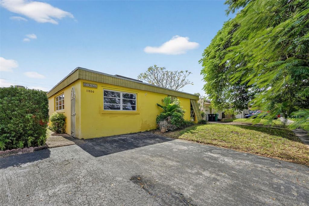 Photo of 11530 83rd, Miami, FL 33173 (MLS # O6356929)