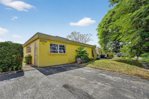 Photo of 11530 83rd, Miami, FL 33173 (MLS # O6356929)