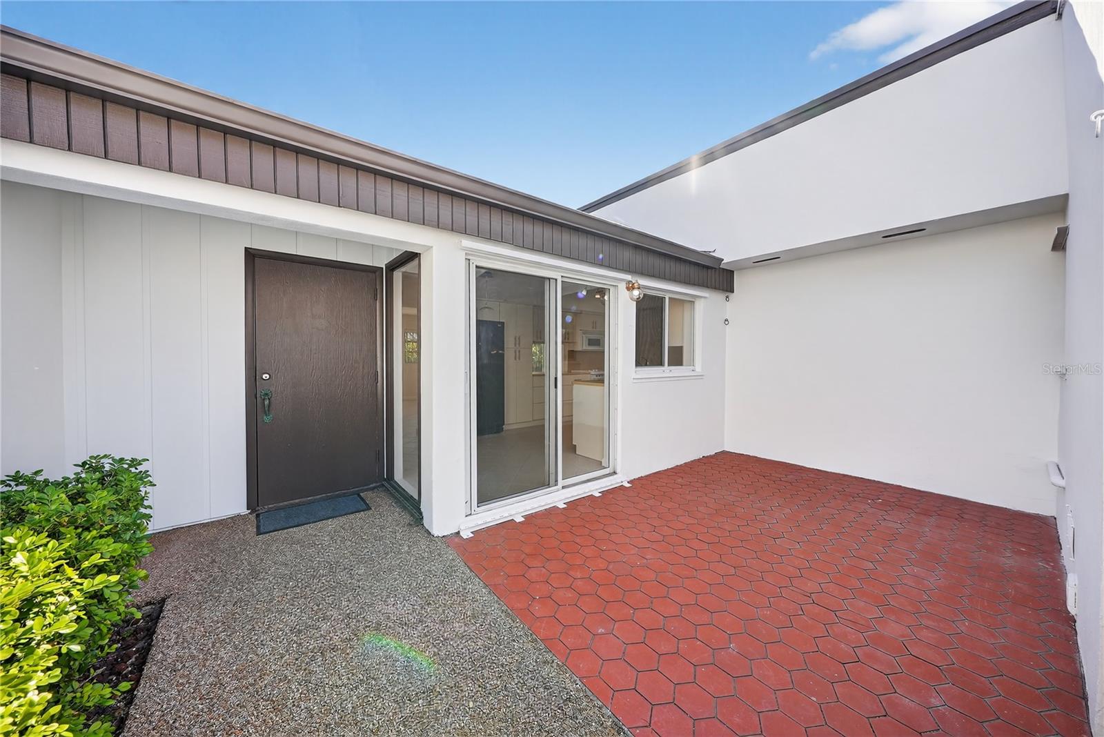 CORAL HIGHLANDS - Residential