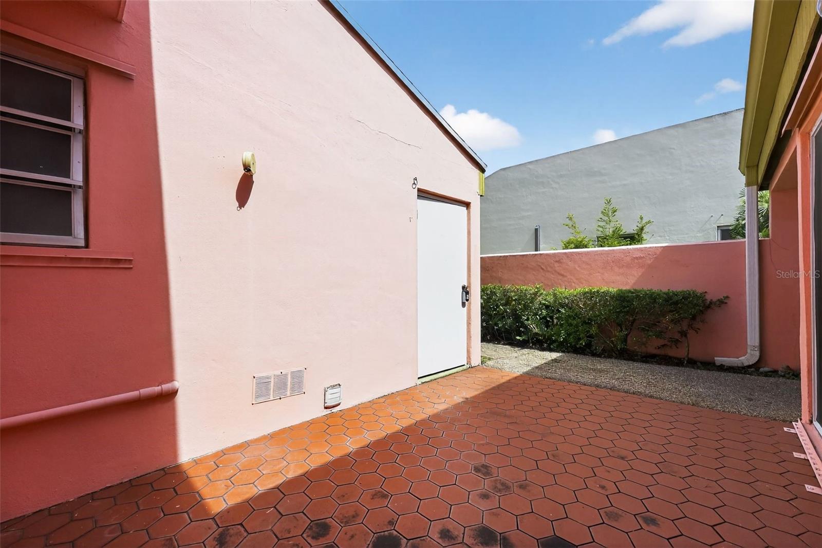 CORAL HIGHLANDS - Residential